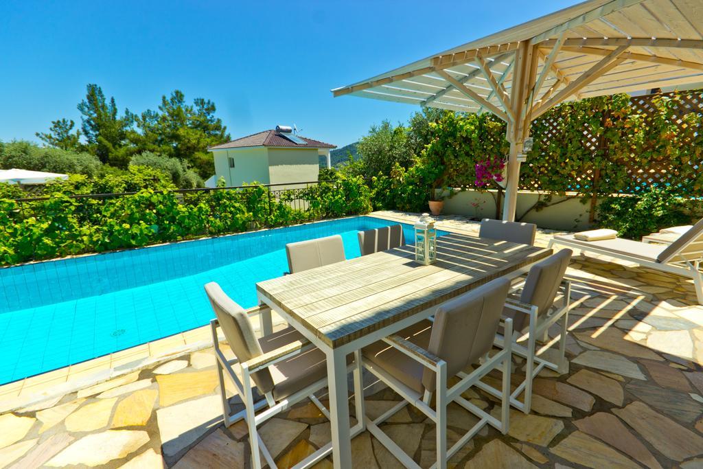 Thassian Villas لايميناس الغرفة الصورة