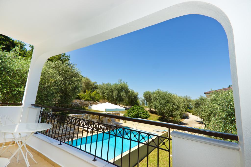 Thassian Villas لايميناس الغرفة الصورة