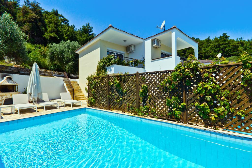 Thassian Villas لايميناس الغرفة الصورة